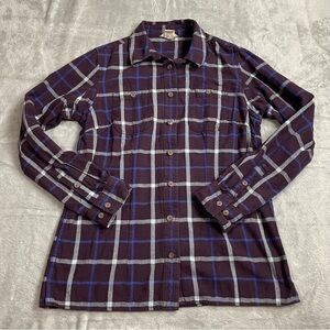 Duluth Trading Shirt Small Womens Free Swingin Flannel Plaid Dark Purple